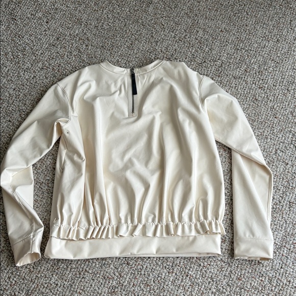 Lululemon pullover - Picture 2 of 2